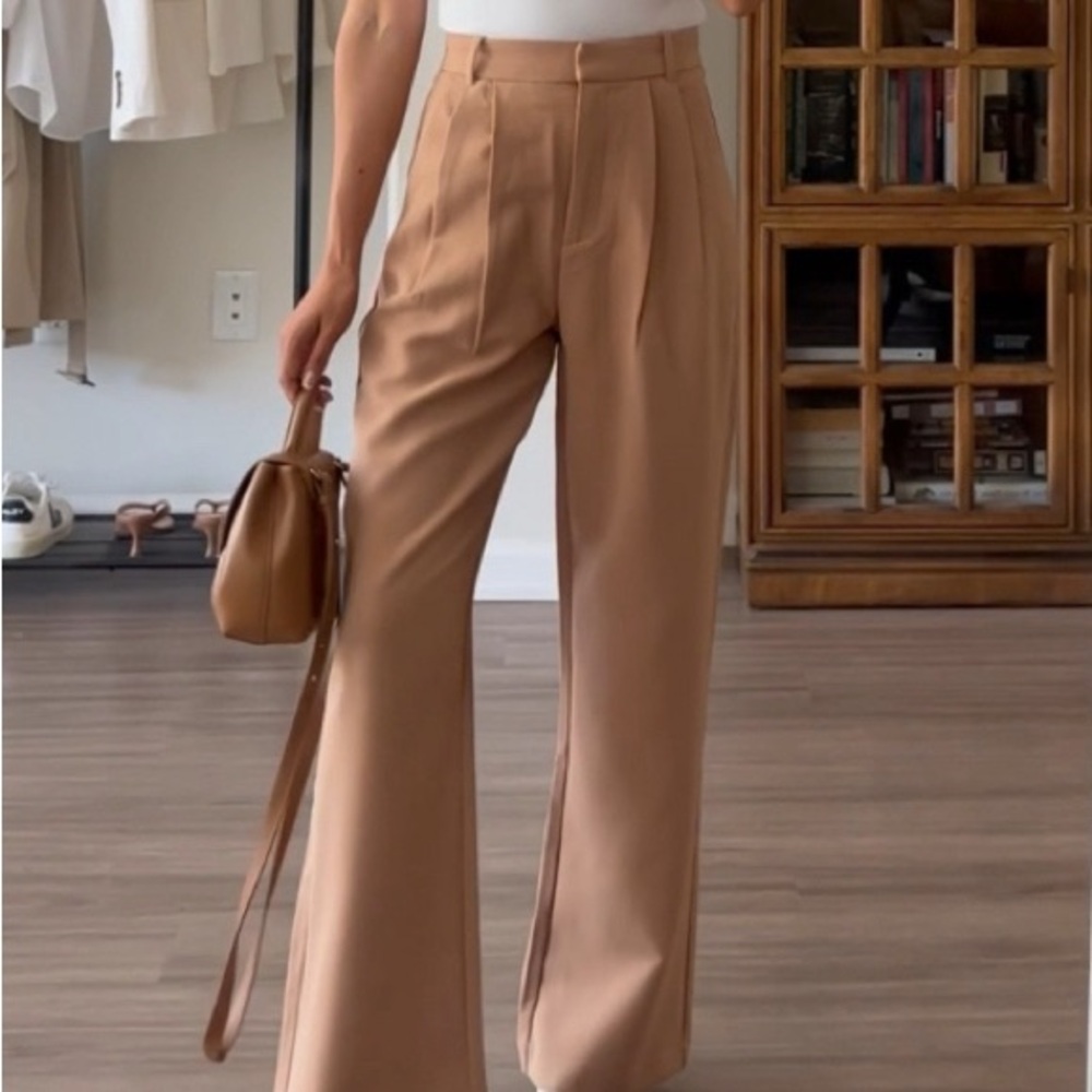 SOLD Abercrombie & Fitch Sloane Tailored Pant.